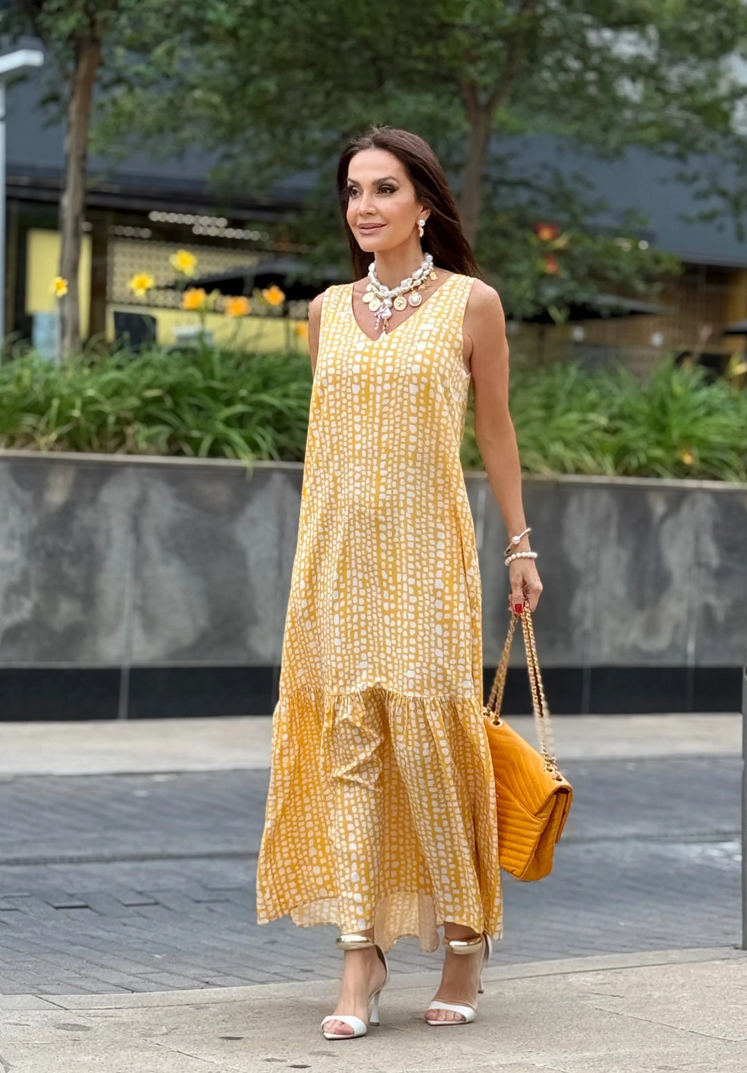 Vestido Pedrinhas Amarelo EZILDINHA