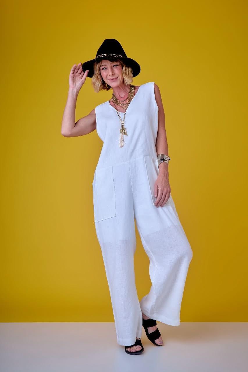 Macacão Worker Linho Off White Ezildinha