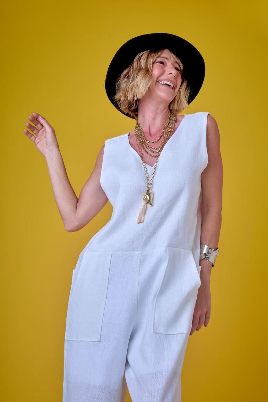 Macacão Worker Linho Off White Ezildinha