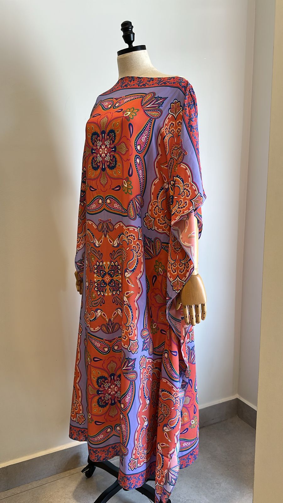 Vestido Kaftan Jaipur EZILDINHA