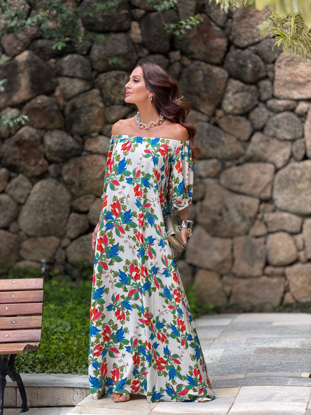 Vestido feminino ciganinha estampado flores coloridas modelagem fluida tamanhos PP ao G
