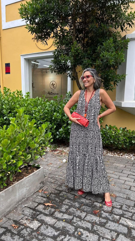 Vestido Pedrinhas Black EZILDINHA