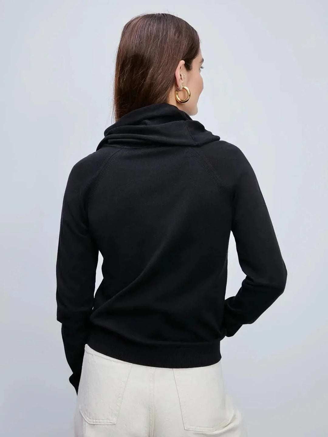 Blusa Básica Gola Alta Preta Ambicione by AnselmiAmbicione by ALSELMIThe Boutique