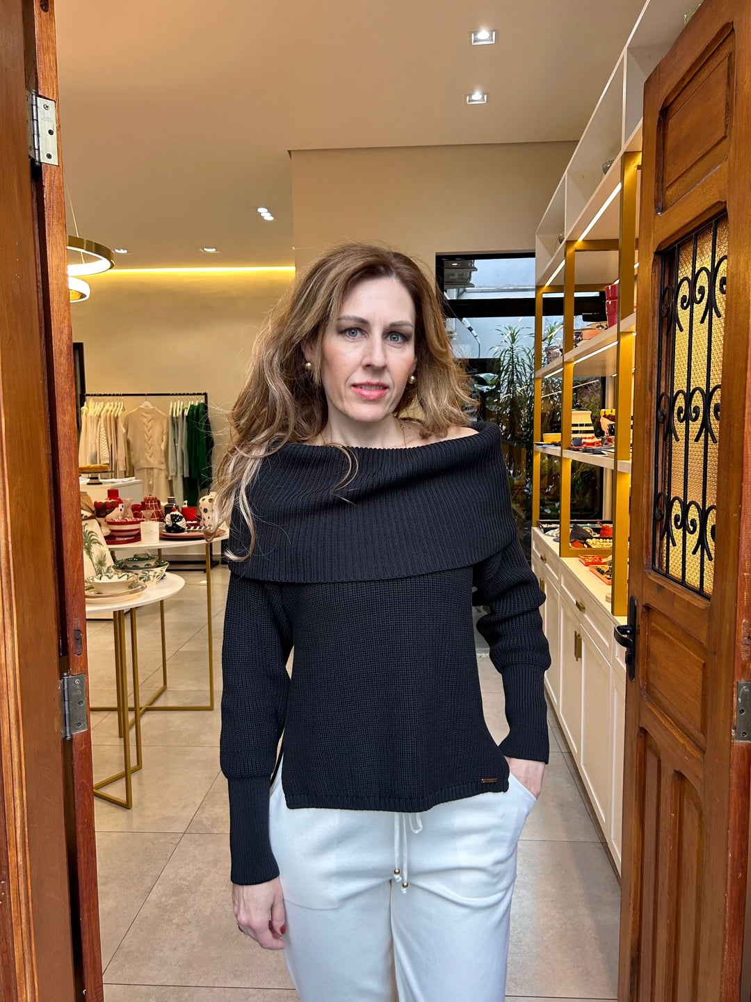 Blusa Dinamarca Preta Anselmi - The Boutique Ambicione by ALSELMI